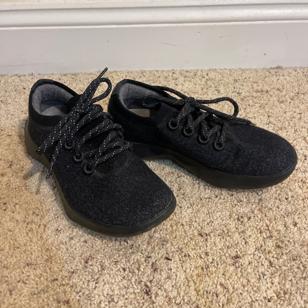 Allbirds Soft Comfy Black Sneakers